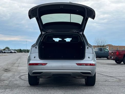 Used 2018 Audi Q5 2.0T Premium Plus w/ Premium Plus Package AWD/4WD image 26