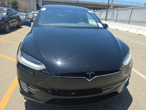 Used 2020 Tesla Model X Long Range AWD/4WD image 7