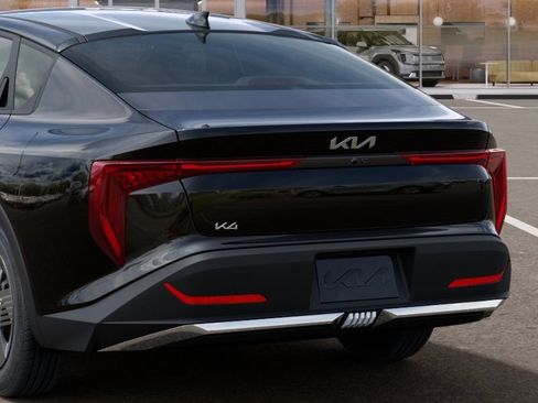 New 2026 Kia K4 FWD image 15