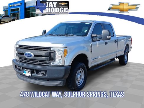 Used 2017 Ford F250 XL w/ Power Equipment Group AWD/4WD image 1