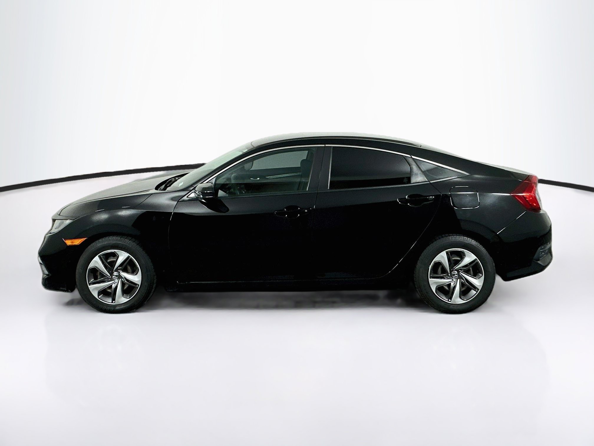 Used 2019 Honda Civic LX image 4
