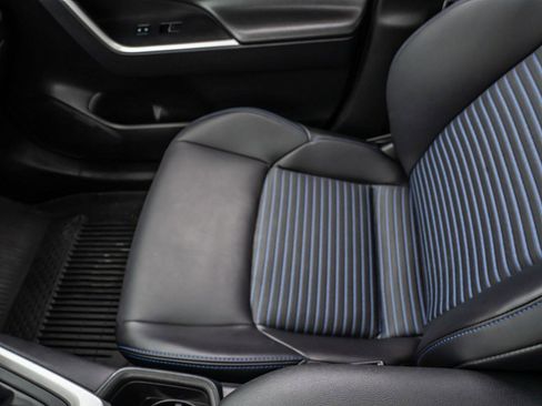 Used 2023 Toyota RAV4 XSE AWD/4WD image 31