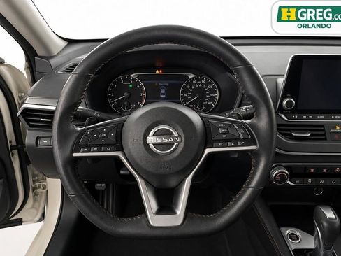 Used 2023 Nissan Altima 2.5 SR FWD image 13