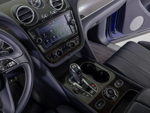 Used 2019 Bentley Bentayga AWD/4WD image 8