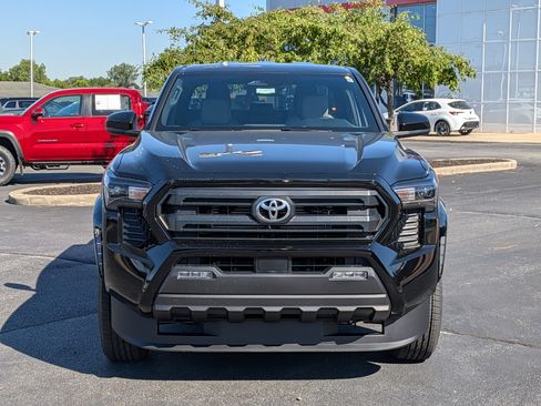 New 2026 Toyota Tacoma SR5 AWD/4WD image 2