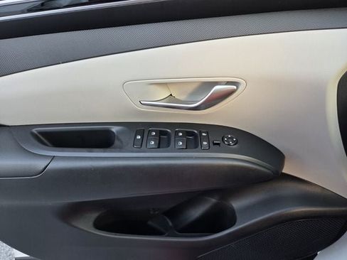 Used 2024 Hyundai Tucson SE AWD/4WD image 29