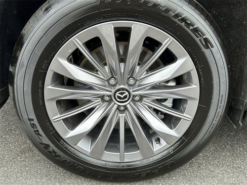 Certified 2025 MAZDA CX-90 3.3 Turbo w/ Preferred Package image 12