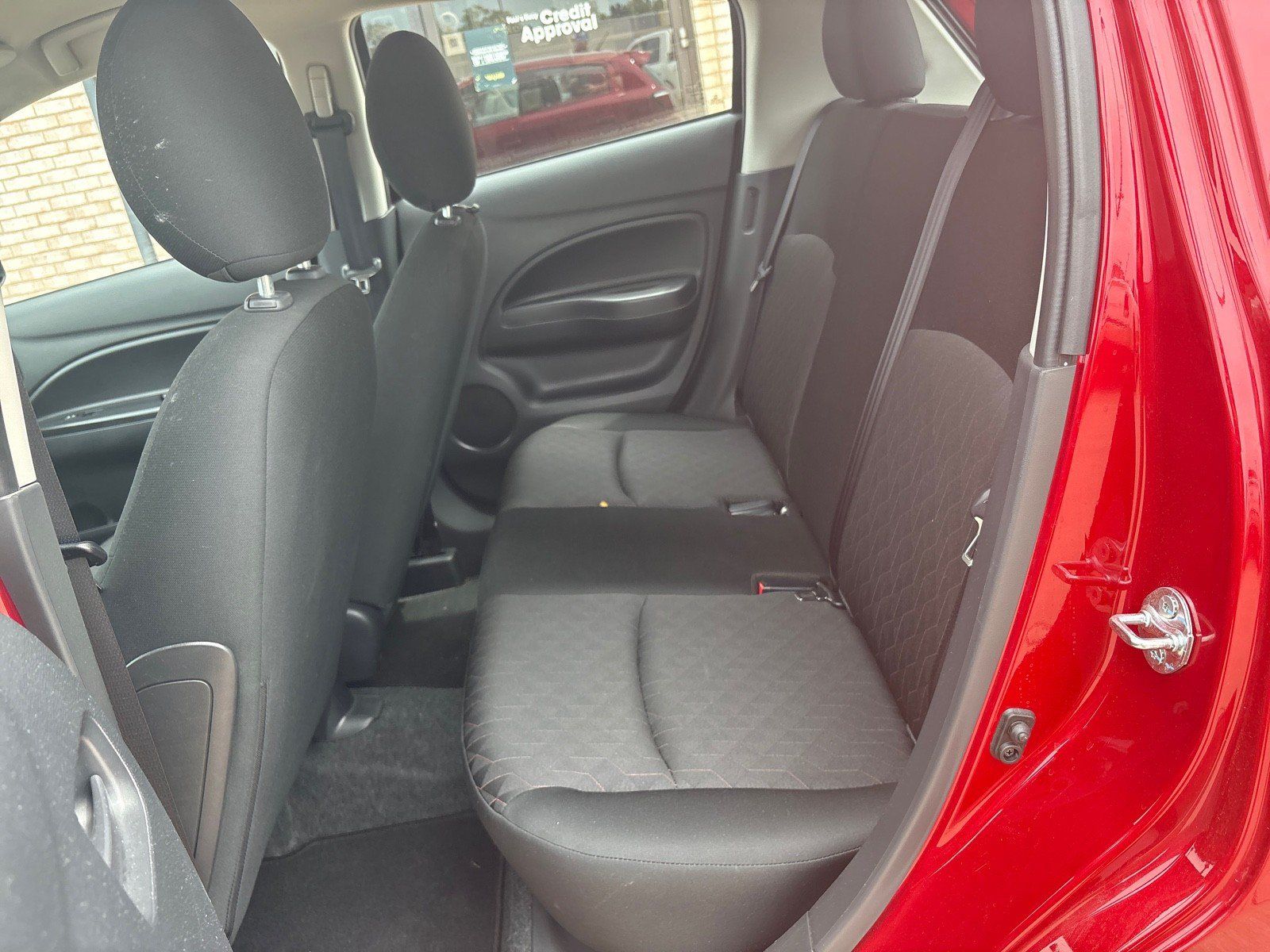Used 2024 Mitsubishi Mirage ES FWD image 4