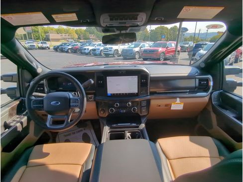 Used 2026 Ford F250 Lariat w/ Black Appearance Package image 13