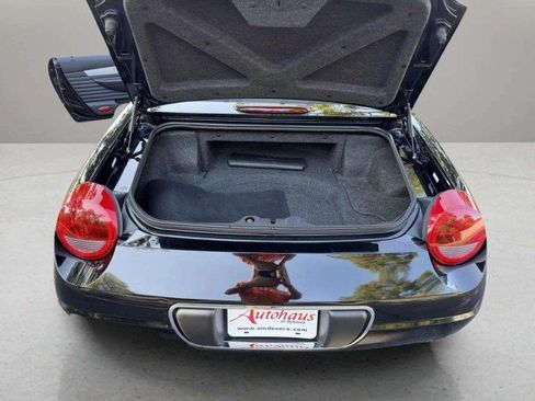 Used 2004 Ford Thunderbird RWD image 32
