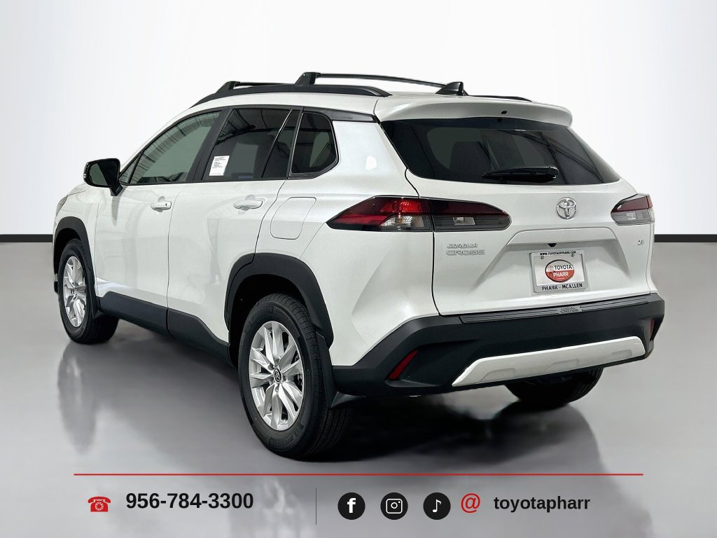 New 2026 Toyota Corolla Cross LE w/ Moonroof Package FWD image 7