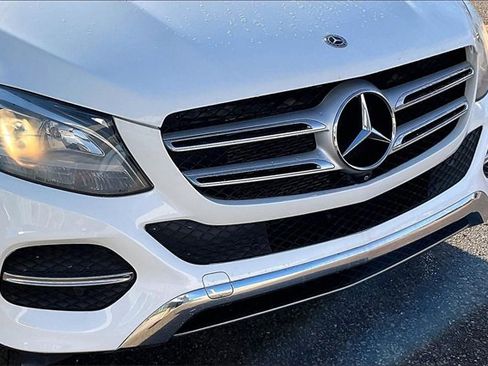 Used 2018 Mercedes-Benz GLE 350 w/ Premium 1 Package image 26