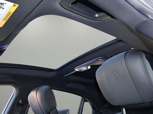 Used 2025 Mercedes-Benz S 63 AMG S image 28