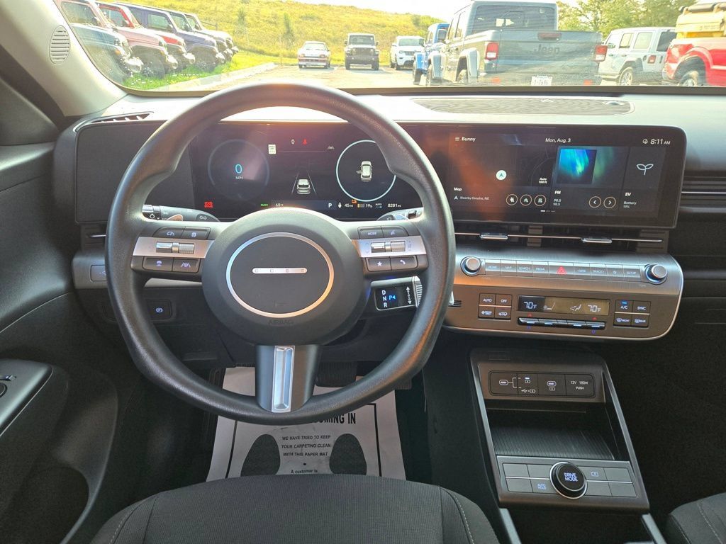Used 2024 Hyundai Kona SE FWD image 17