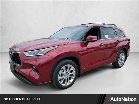 Used 2026 Toyota Highlander Limited AWD/4WD image 1