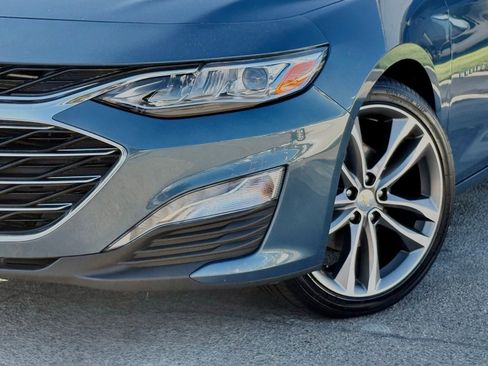 Used 2024 Chevrolet Malibu LT FWD image 3