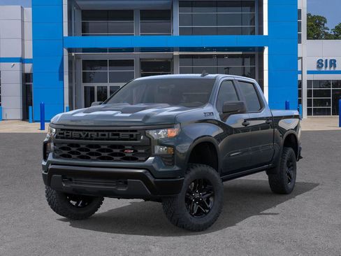 New 2026 Chevrolet Silverado 1500 Custom Trail Boss w/ Dark Appearance Package image 6