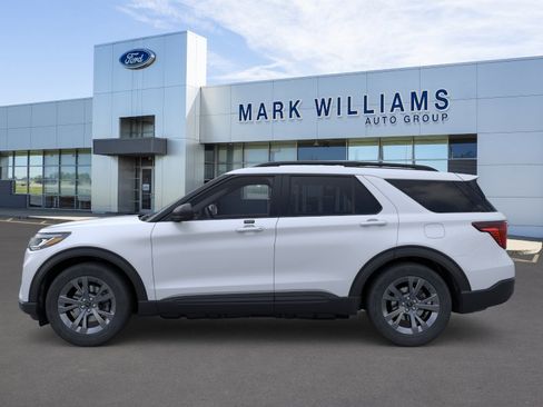 New 2026 Ford Explorer Active w/ Active Comfort Package AWD/4WD image 4