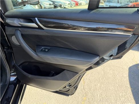 Used 2017 BMW X4 M40i image 24