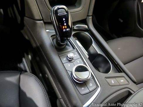 New 2026 Cadillac XT5 Luxury w/ LPO, Floor Liner Package image 15