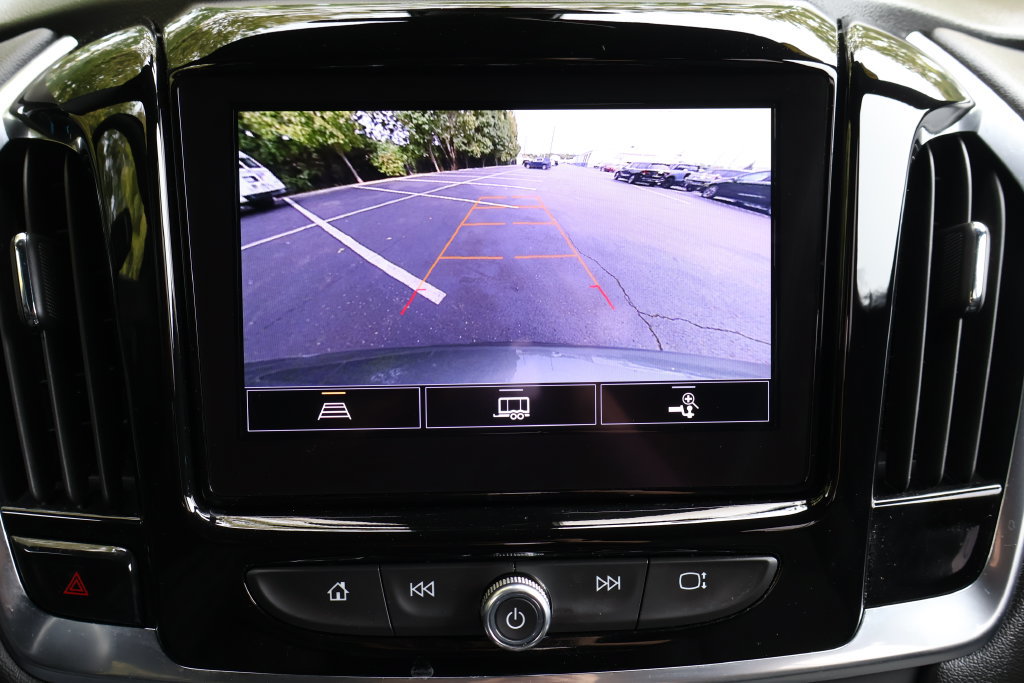 Certified 2023 Chevrolet Traverse LT FWD image 18