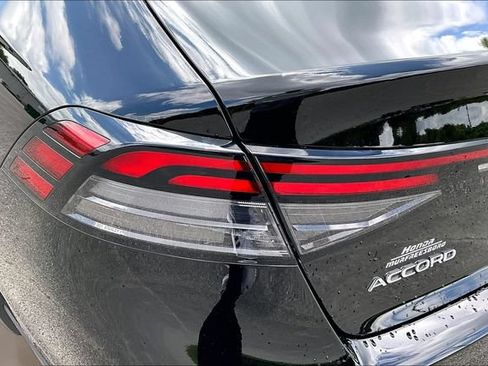 Used 2023 Honda Accord EX image 21
