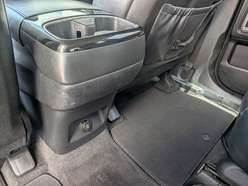 Used 2020 Kia Telluride S FWD image 31
