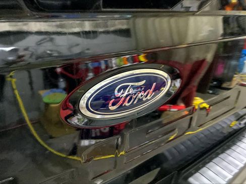 Used 2021 Ford F150 Lariat w/ Equipment Group 502A High image 31