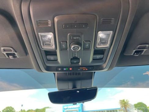 Used 2023 Chevrolet Tahoe Premier image 35