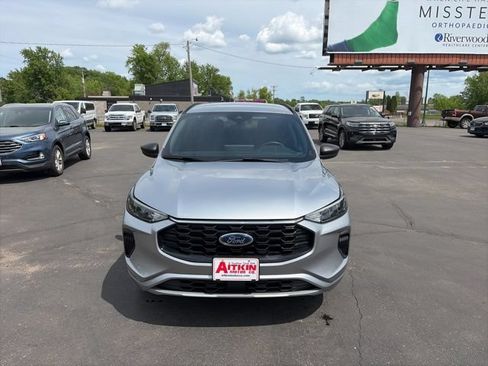 Used 2024 Ford Escape ST-Line w/ Tech Pack #1 AWD/4WD image 2