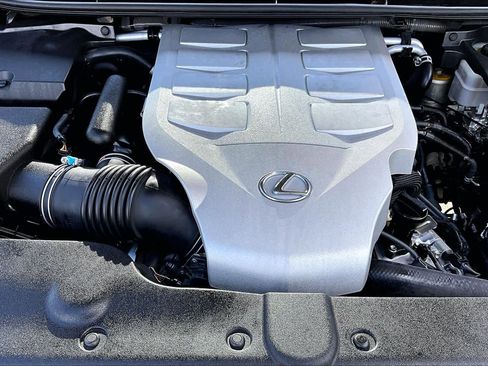 Used 2017 Lexus GX 460 Premium AWD/4WD image 32