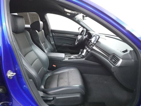 Used 2018 Honda Accord Sport image 27