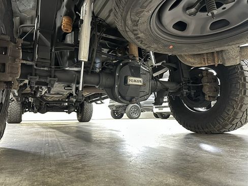 Used 2013 Ford F350 Lariat AWD/4WD image 17