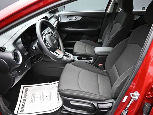 Used 2023 Kia Forte LXS image 11