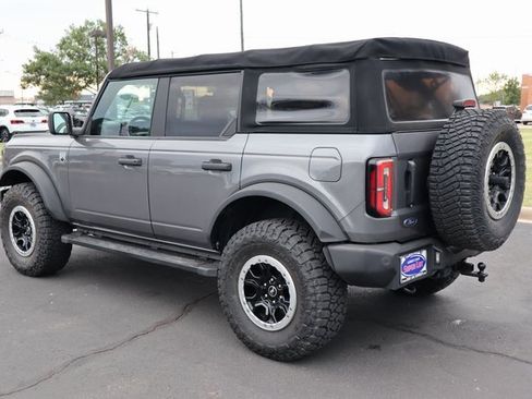 Used 2021 Ford Bronco Big Bend w/ Sasquatch Package image 17