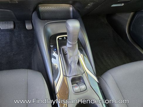 Used 2022 Toyota Corolla LE image 26