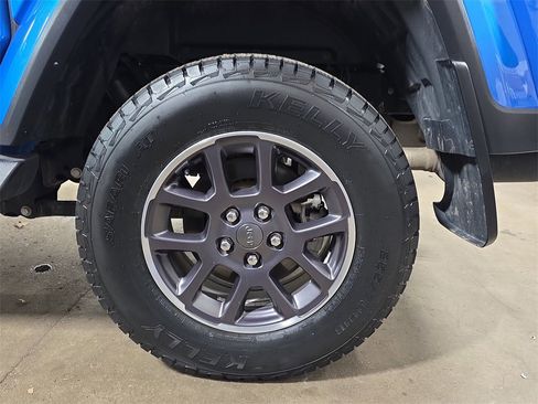 Used 2021 Jeep Gladiator Overland w/ Popular Equipment Package image 32