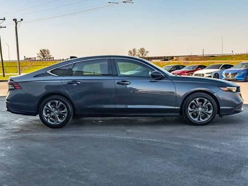 Used 2024 Honda Accord EX image 2