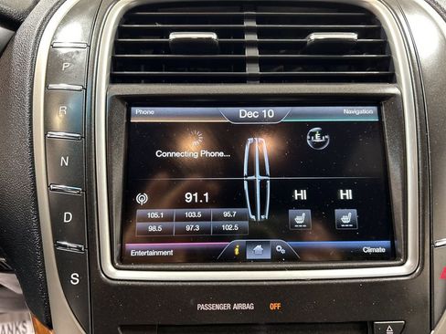 Used 2016 Lincoln MKX Select w/ Select Plus Package image 26