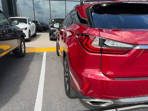 Used 2019 Lexus RX 350 FWD w/ Navigation Package image 6
