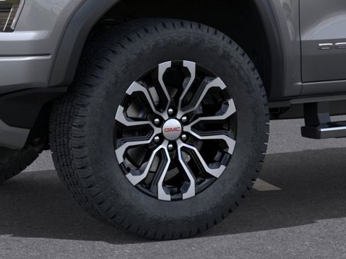 New 2026 GMC Canyon Denali AWD/4WD image 9
