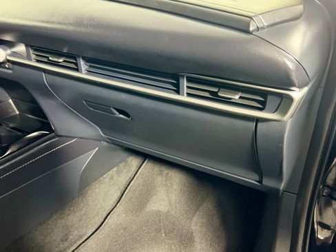 Used 2024 MAZDA CX-30 AWD 2.5 S w/ Select Sport Pkg image 34