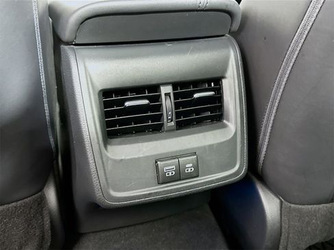 Certified 2021 Toyota Avalon XSE image 26