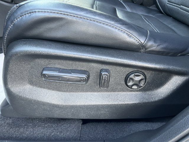 Used 2020 Honda CR-V EX-L image 16
