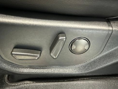 Used 2021 Ford Expedition XLT AWD/4WD image 26