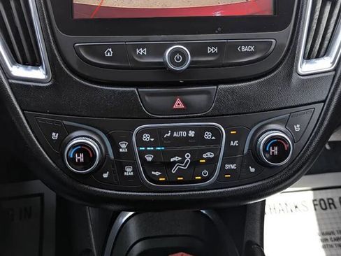 Used 2016 Chevrolet Malibu Premier w/ Driver Confidence Package II image 10