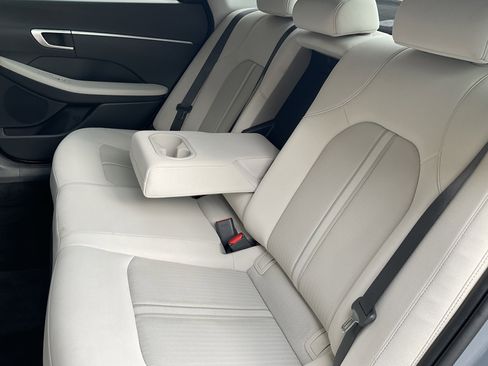 Used 2024 Hyundai Sonata SEL w/ Convenience Package image 36