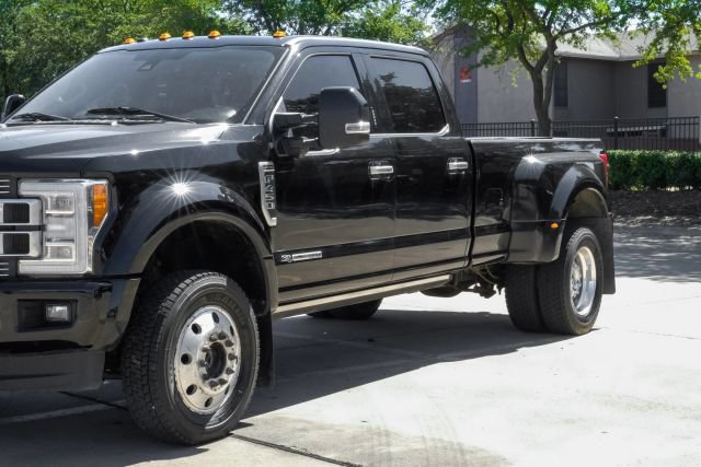Used 2018 Ford F450 Limited w/ FX4 Off-Road Package AWD/4WD image 7