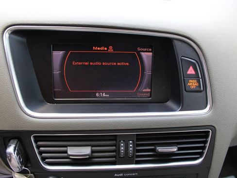 Used 2012 Audi Q5 2.0T Premium AWD/4WD image 23