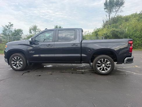 Used 2022 Chevrolet Silverado 1500 LT RWD image 8